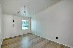 132 Co Rd 247, Georgetown, TX 78633 - Photo 17