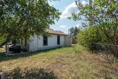 4801 Lott Avenue, Austin, TX 78721 - Photo 11