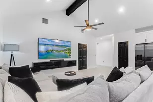 629 Aspen Ln, Horseshoe Bay, TX 78657 - Photo 11