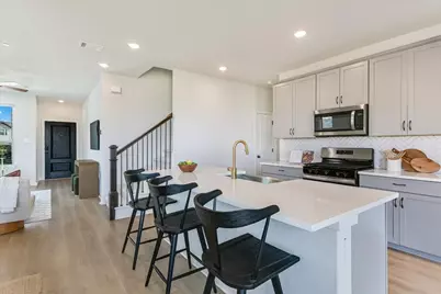 2500 Forest Creek Drive #904, Round Rock, TX 78665 - Photo 9