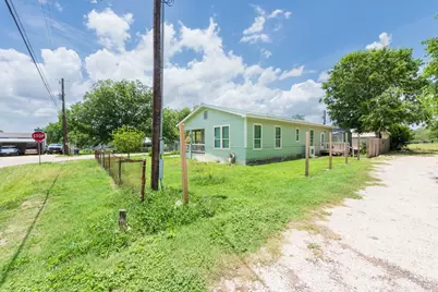 7 River Street, Prairie Lea, TX 78661 - Photo 29