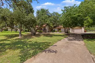 502 S Lariat Cir, Dripping Springs, TX 78620 - Photo 5