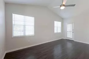 12215 Hunters Chase Dr, Austin, TX 78729 - Photo 9