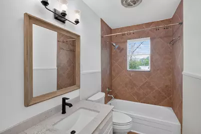 2703 Princeton Drive, Austin, TX 78741 - Photo 13