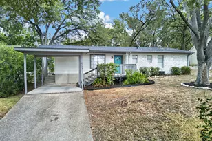 2703 Princeton Dr, Austin, TX 78741 - Photo 1