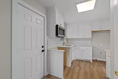 718 Hunter Drive, Rockdale, TX 76567 - Photo 9