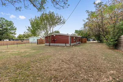 718 Hunter Drive, Rockdale, TX 76567 - Photo 21