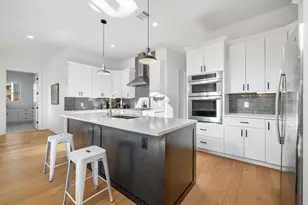 7224 Getaway Dr, Jonestown, TX 78645 - Photo 11