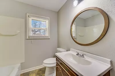 106 Hudgins Street, Smithville, TX 78957 - Photo 17