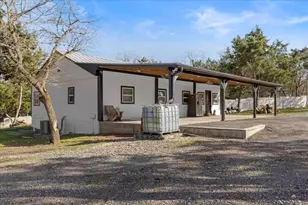 240 Riddle Rd, Cedar Creek, TX 78612 - Photo 5