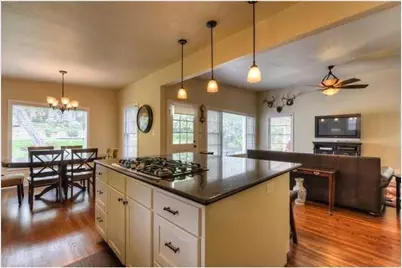 2111 W 10th Street, Austin, TX 78703 - Photo 7