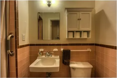 2111 W 10th Street, Austin, TX 78703 - Photo 17