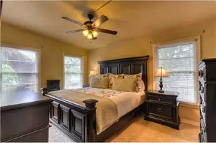 2111 W 10th St, Austin, TX 78703 - Photo 13