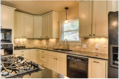 2111 W 10th Street, Austin, TX 78703 - Photo 5