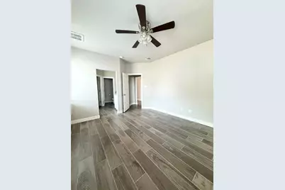 105 Everett Court #B, Jarrell, TX 76537 - Photo 7