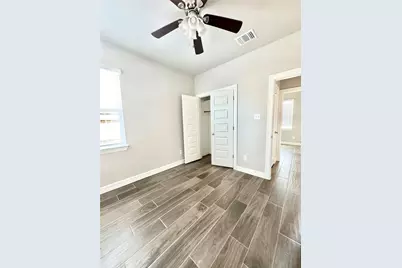 105 Everett Court #B, Jarrell, TX 76537 - Photo 11