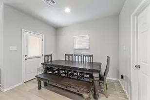 717 Peak Pl, Seguin, TX 78155 - Photo 9