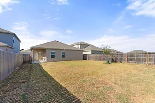 717 Peak Pl, Seguin, TX 78155 - Photo 25