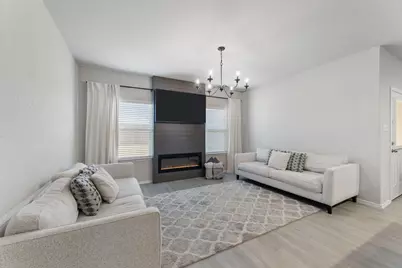 717 Peak Place, Seguin, TX 78155 - Photo 5