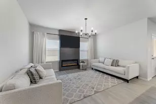 717 Peak Pl, Seguin, TX 78155 - Photo 5