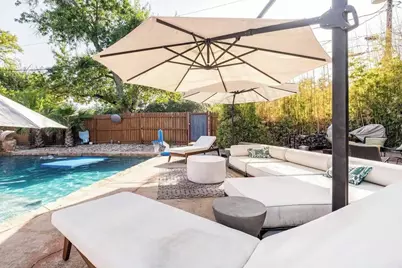 6102 Cherrylawn Circle, Austin, TX 78723 - Photo 5