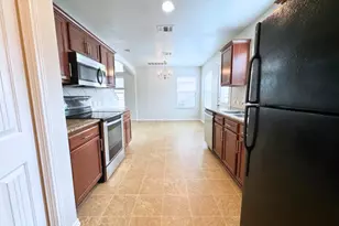 716 Alamo Plaza Dr, Cedar Park, TX 78613 - Photo 3