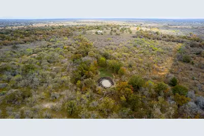 2124 Bugtussle Lane, Luling, TX 78648 - Photo 25