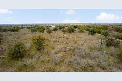 2124 Bugtussle Lane, Luling, TX 78648 - Photo 9