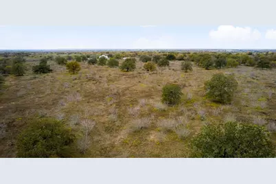 2124 Bugtussle Lane, Luling, TX 78648 - Photo 11