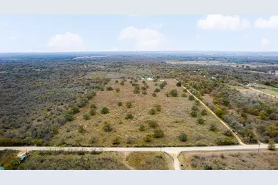 2124 Bugtussle Lane, Luling, TX 78648 - Photo 13