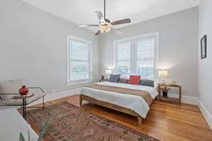 909 Hudgins St, Smithville, TX 78957 - Photo 9