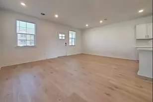 2505 Liam Aurora Ln, Round Rock, TX 78665 - Photo 3