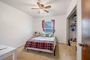 504 Marburger St, Smithville, TX 78957 - Photo 29