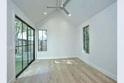 6005 Woodrow Avenue, Austin, TX 78757 - Photo 3