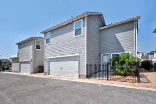 10859 Emerick St, San Antonio, TX 78252 - Photo 25