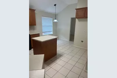 1717 Long Rifle Drive, Austin, TX 78754 - Photo 7