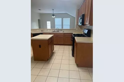 1717 Long Rifle Drive, Austin, TX 78754 - Photo 9