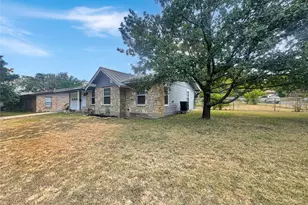 8801 Parkfield Dr, Austin, TX 78758 - Photo 19