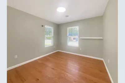 8801 Parkfield Drive, Austin, TX 78758 - Photo 13