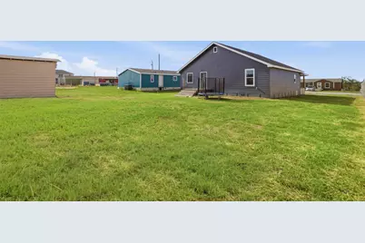820 Los Milagros Drive, Del Valle, TX 78616 - Photo 21
