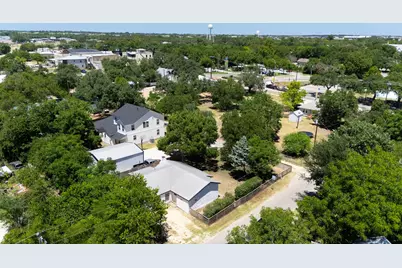 110 Fallwell Street, Liberty Hill, TX 78642 - Photo 29