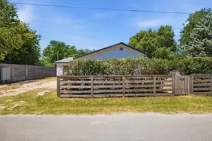 110 Fallwell St, Liberty Hill, TX 78642 - Photo 7