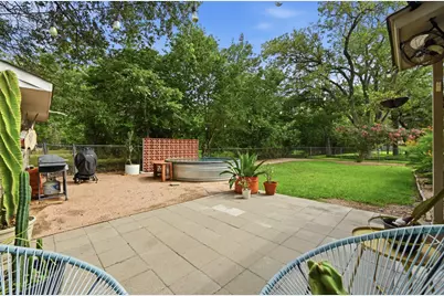 807 Campbell Street, Lockhart, TX 78644 - Photo 27