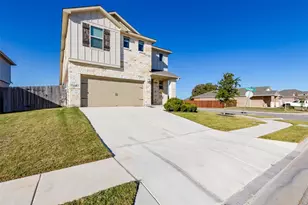 204 Mountain Valley St, Georgetown, TX 78628 - Photo 3