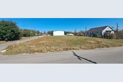 304 Burkett Street, Taylor, TX 76574 - Photo 1