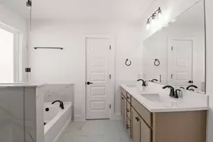 7814 Ella Lee, Austin, TX 78744 - Photo 15