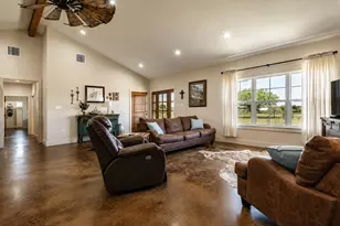 19892 Vilas Rd, Holland, TX 76534 - Photo 11