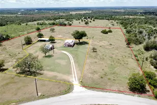 326 Bartsch Ln, Red Rock, TX 78662 - Photo 1