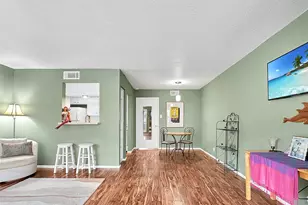 7920 Rockwood Ln, Austin, TX 78757 - Photo 5