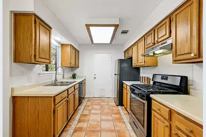 7403 Dallas Drive, Austin, TX 78729 - Photo 11